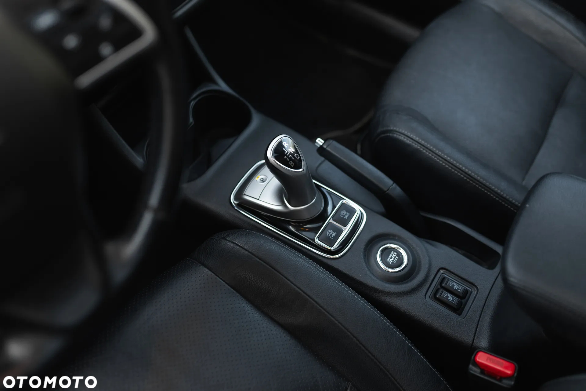 Mitsubishi Outlander - 14
