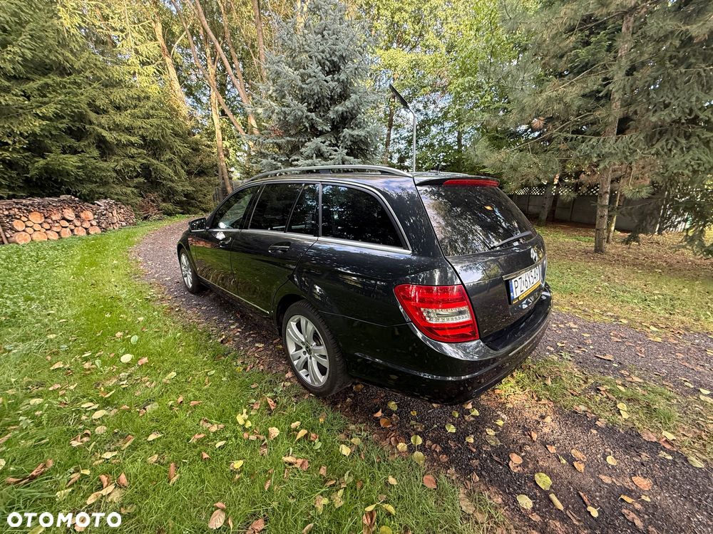 Mercedes-Benz Klasa C 200 CDI BlueEff Avantgarde - 4