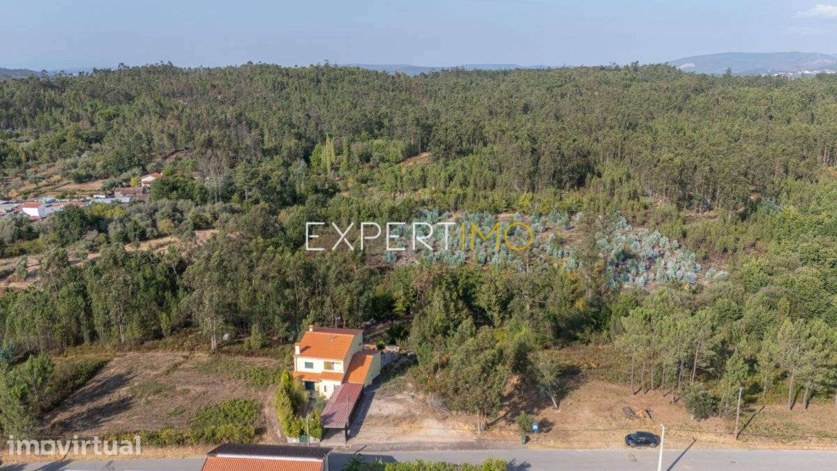 Terreno urbano em Pegos (Lousã) próximo da Estação de Metrobus - Grande imagem: 4/29