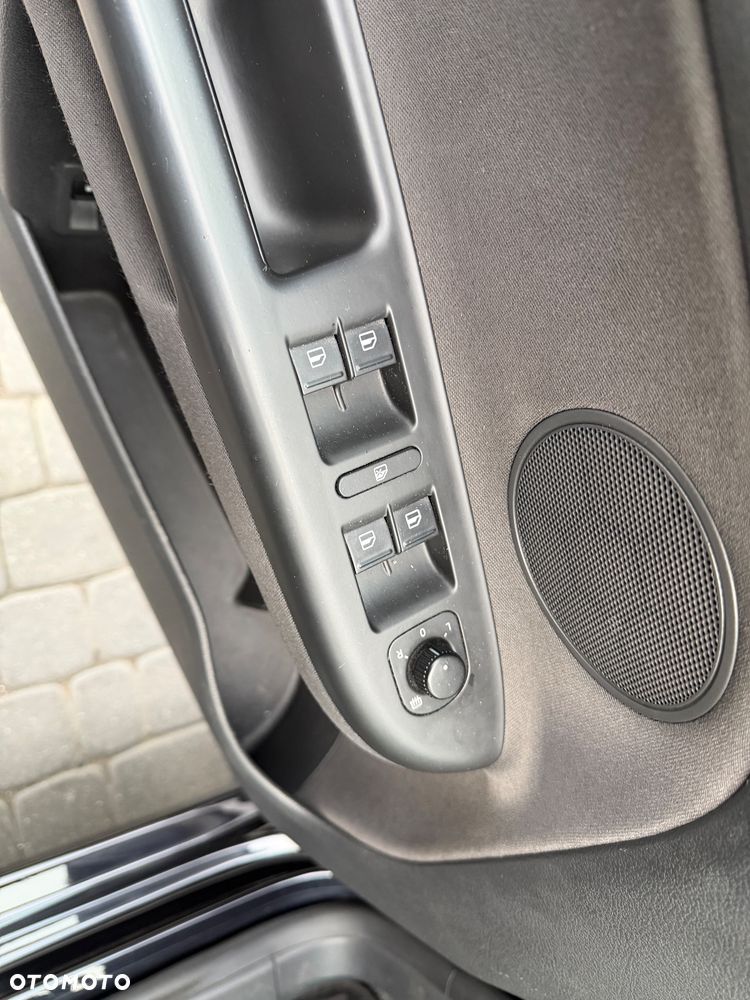 Volkswagen Golf Plus - 21