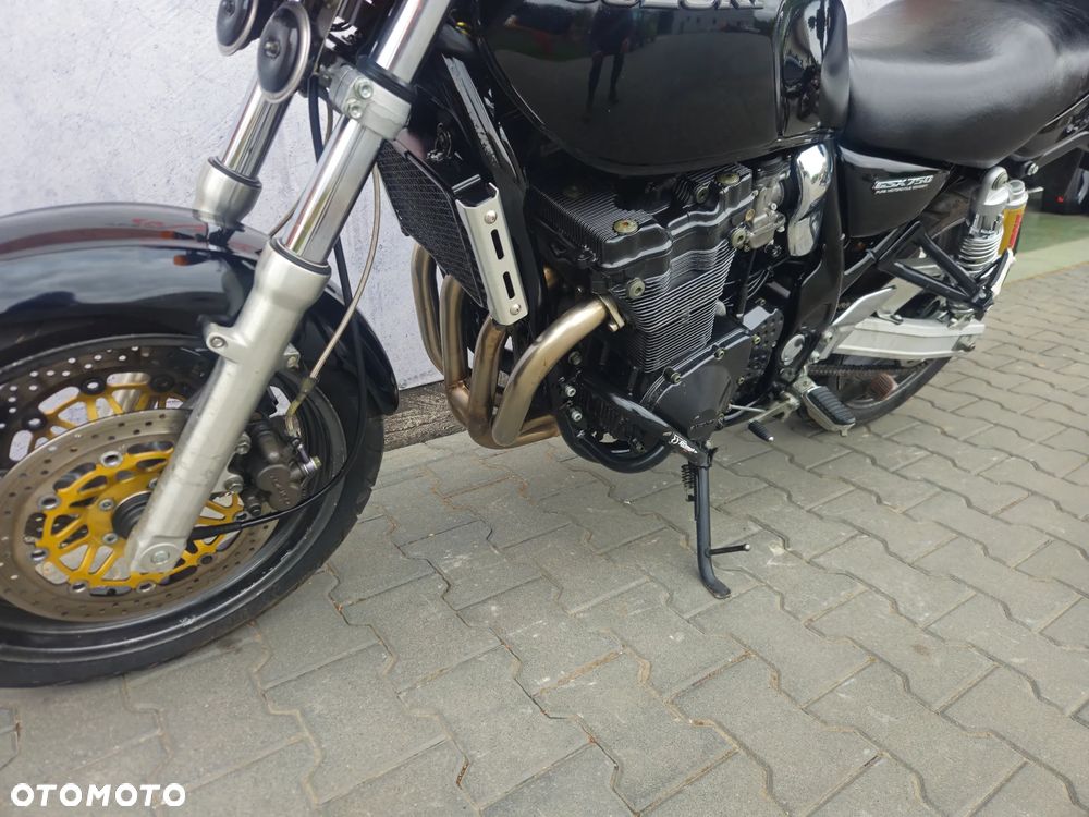 Suzuki GSX - 9