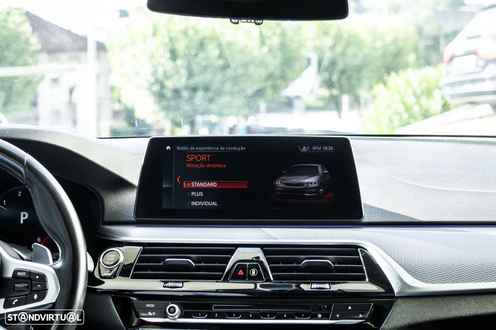 BMW M550d xDrive Auto - 52