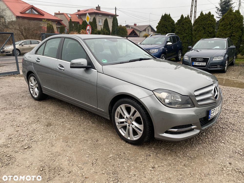 Mercedes-Benz Klasa C 180 (BlueEFFICIENCY) Avantgarde - 37