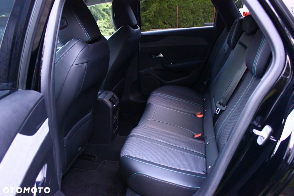 Peugeot 308 1.5 BlueHDi Allure S&S EAT8 - 32