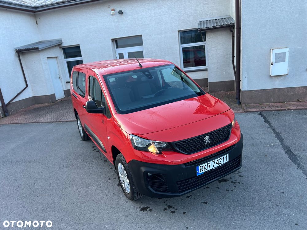 Peugeot Partner Dangel - 11