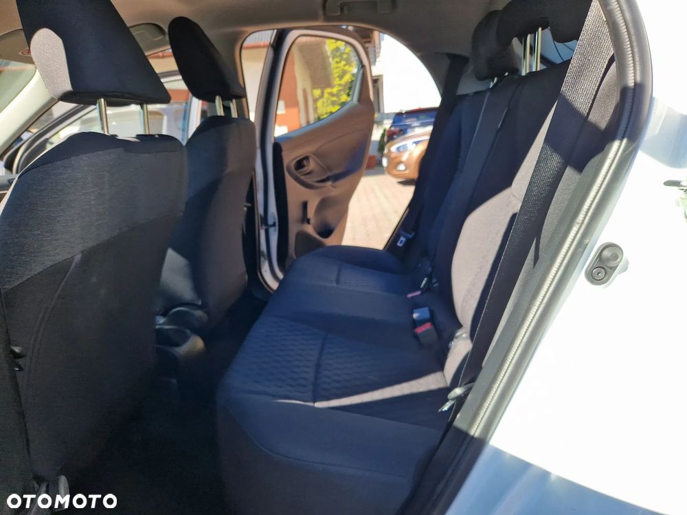 Toyota Yaris 1.5 Comfort - 15