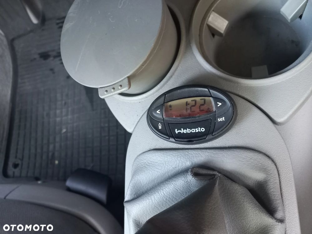 Volkswagen New Beetle 2007 photo 5