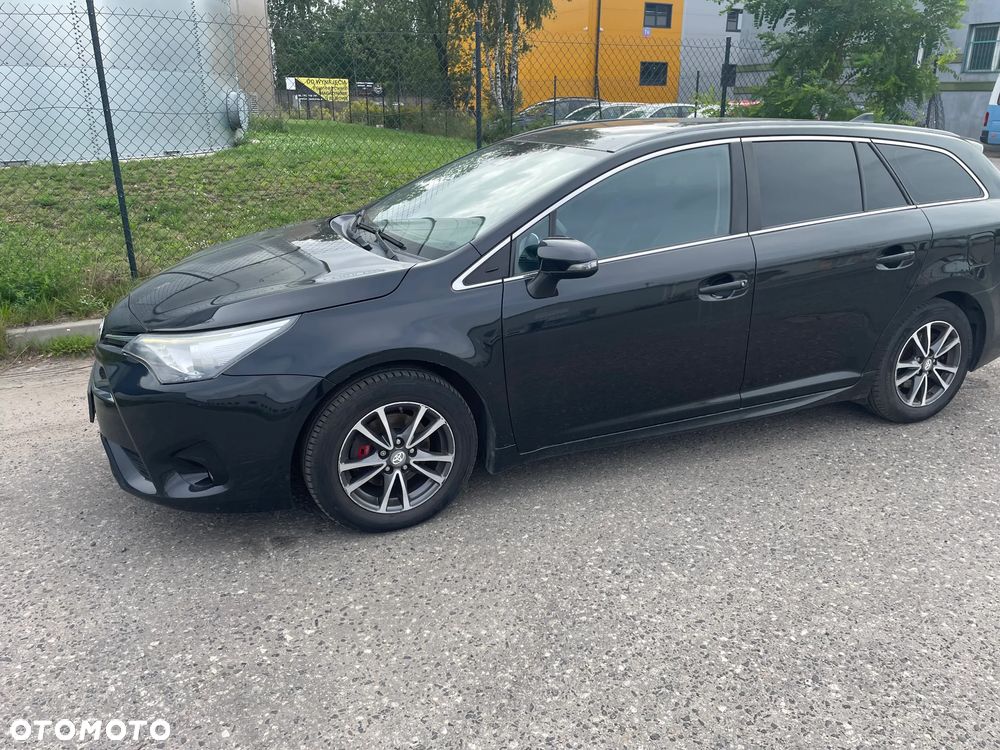 Toyota Avensis 1.8 Premium - 2