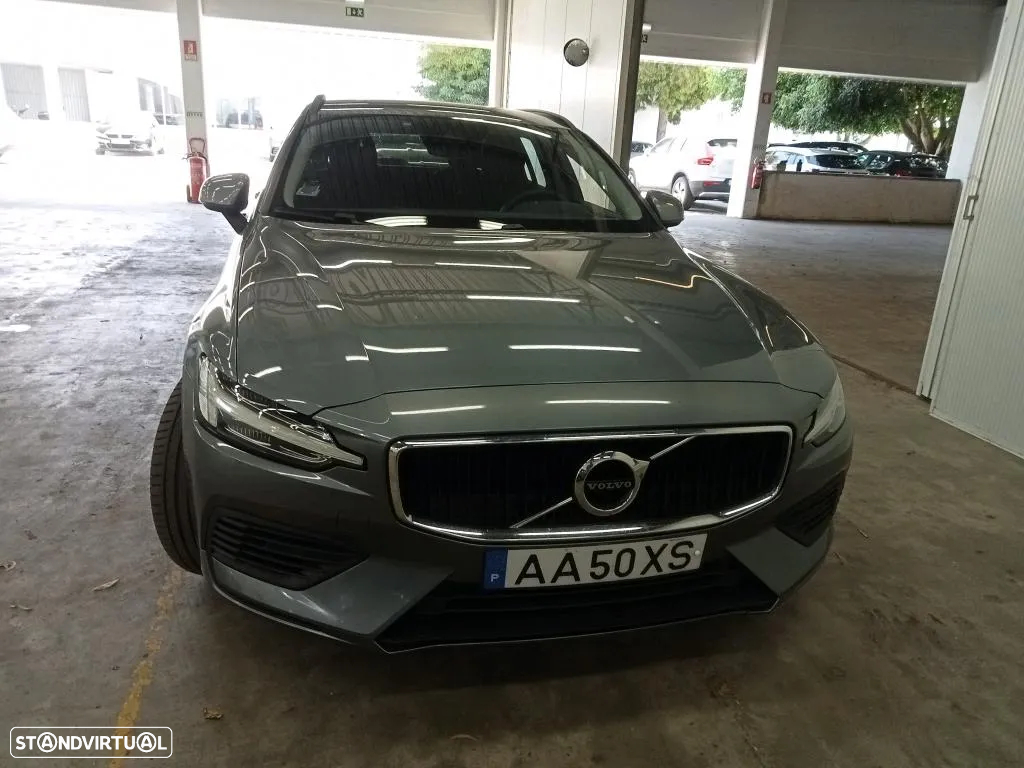 Volvo V60 2.0 T8 AWD TE Momentum - 5