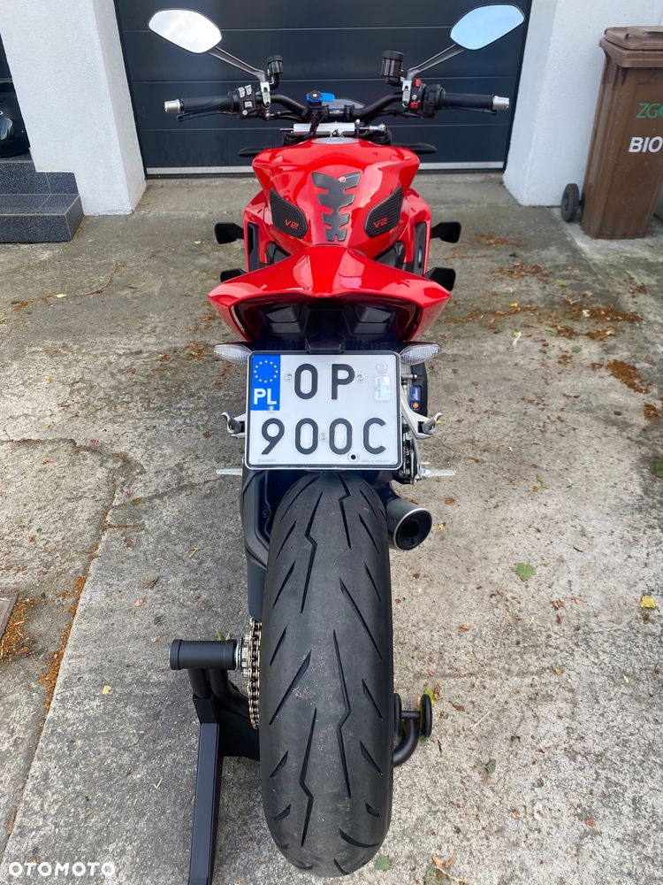 Ducati Streetfighter V2 - 6
