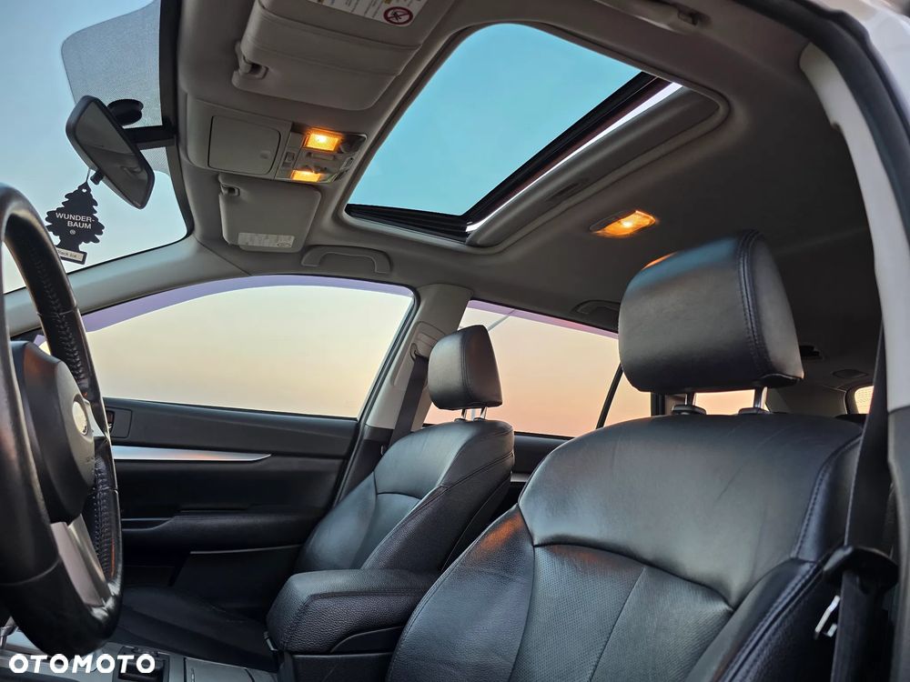 Subaru Outback - 32