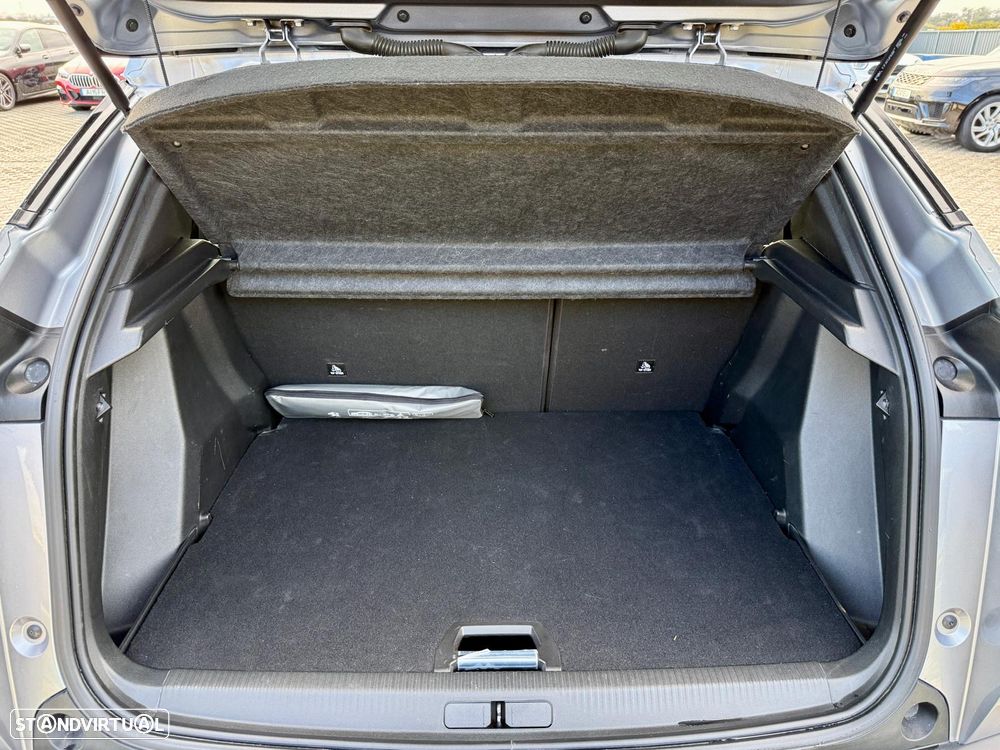 Peugeot 2008 PureTech 100 Stop&Start Allure - 19