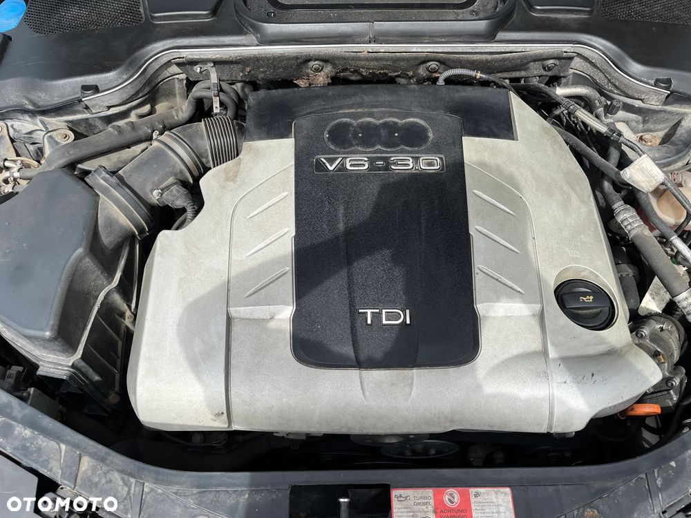 Audi A8 - 24
