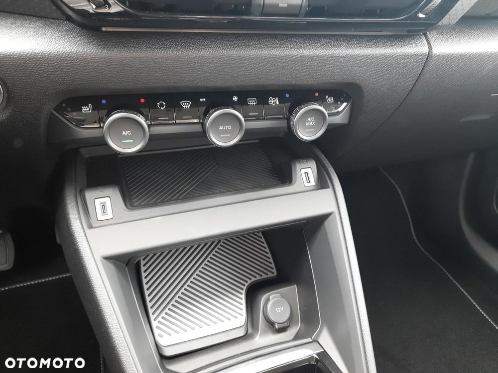Citroën C4X 1.2 mHEV Max eDCT6 - 20