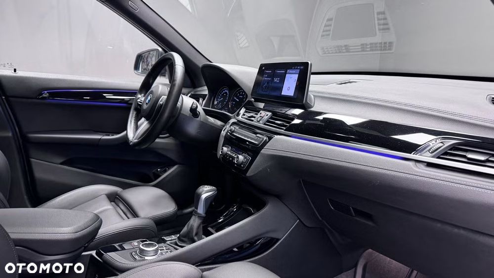 BMW X1 - 10