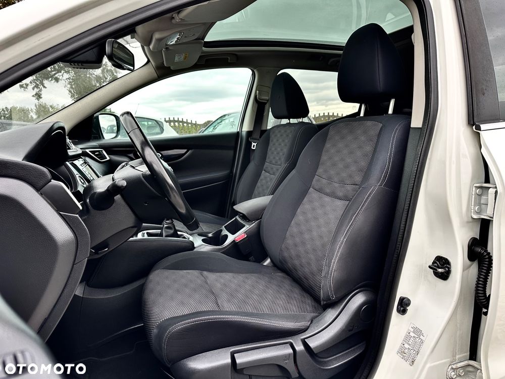 Nissan Qashqai 1.5 dCi Tekna+ - 9