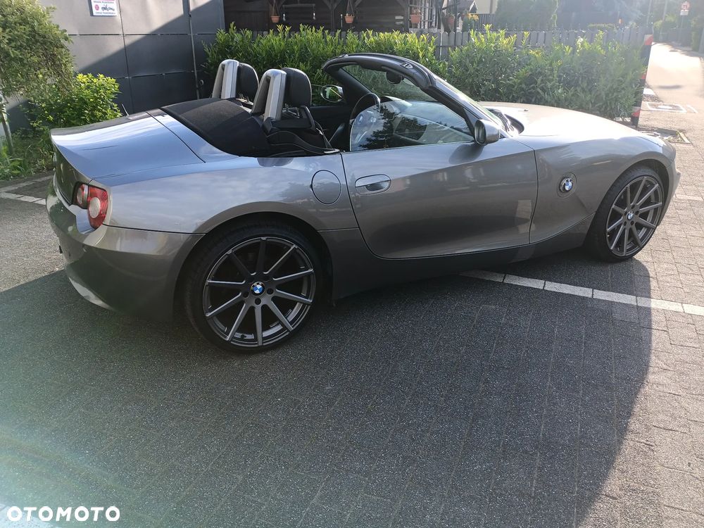 BMW Z4 2.2i - 2