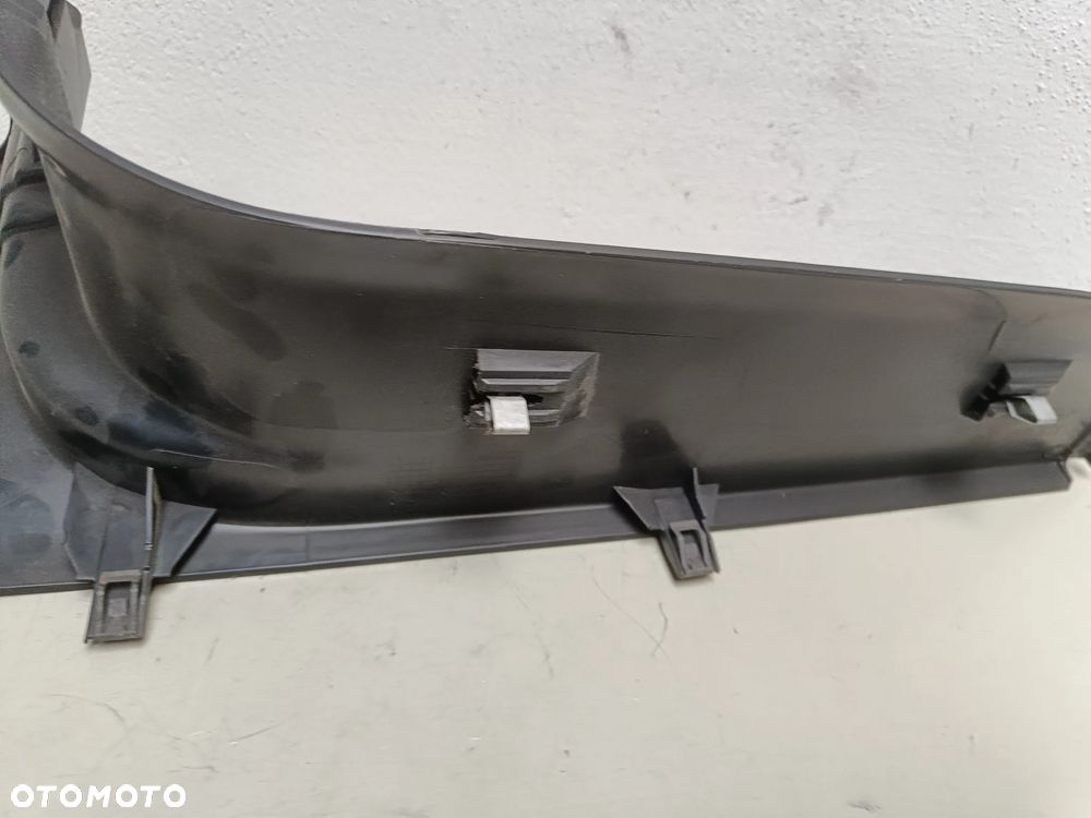 Osłona Progu Skoda Superb 2 Kombi II FL Poszycie słupka Plastik Prawy 3T9868224 - 14