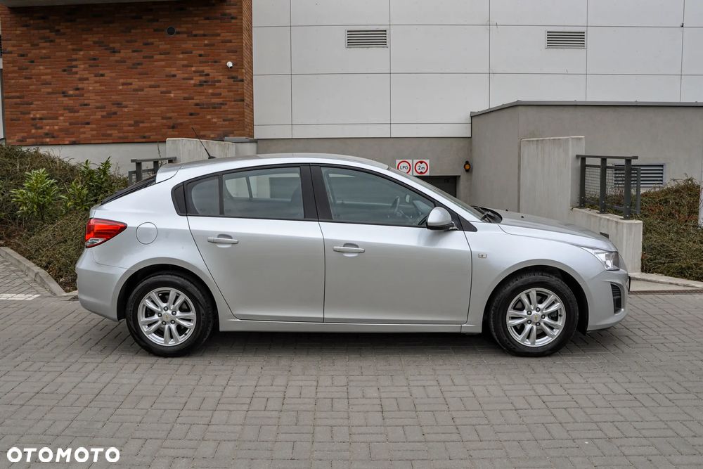 Chevrolet Cruze - 5