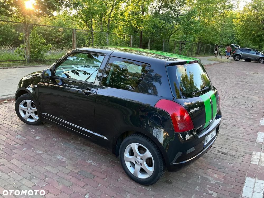 Suzuki Swift - 2