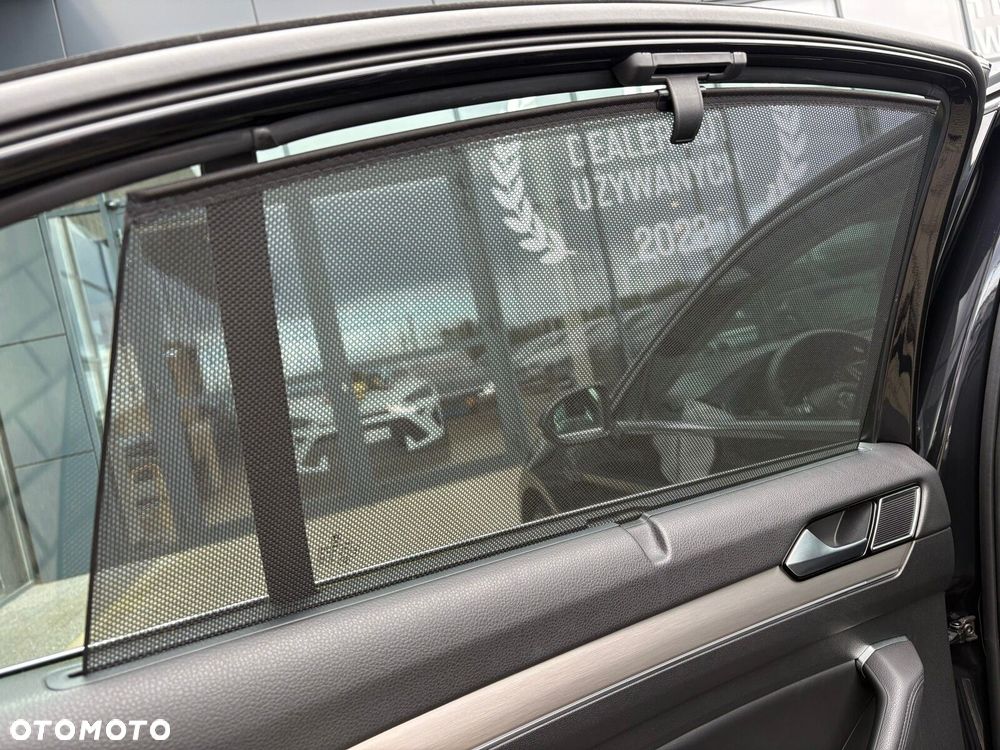 Volkswagen Passat 2.0 TDI Bi-Turbo BMT 4Mot Highline DSG - 14