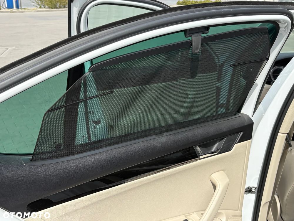 Skoda Superb 2.0 TDI 4x4 L&K DSG - 6