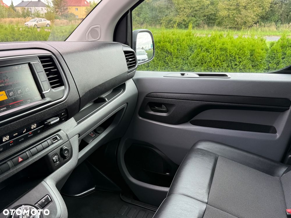 Citroën Jumpy Proace Scudo Expert Vivaro L1H1 Automat - 23