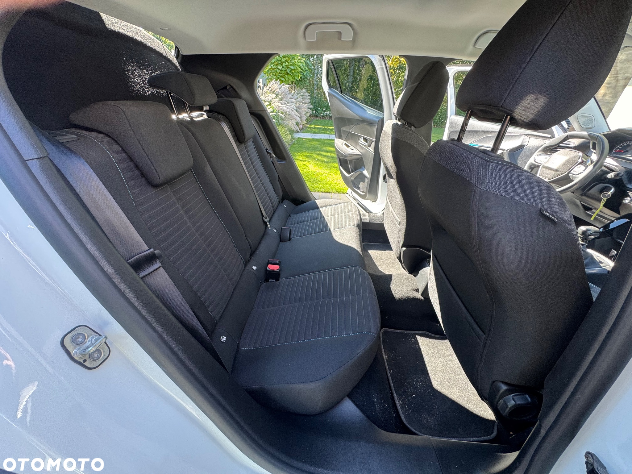 Peugeot 2008 PureTech 100 Style - 10