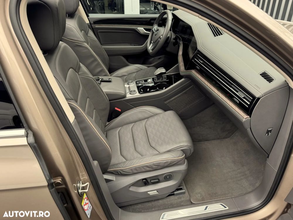 Volkswagen Touareg 3.0 V6 TDI 4Motion DPF Automatik Atmosphere - 17