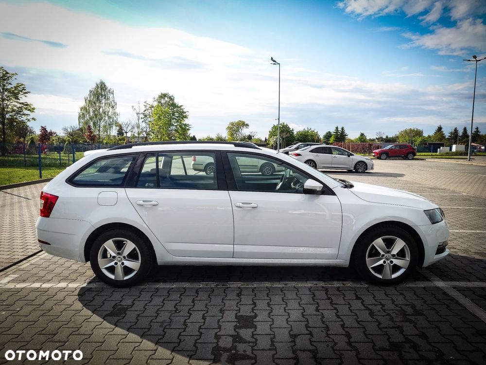 Skoda Octavia 1.6 TDI SCR Ambition - 4