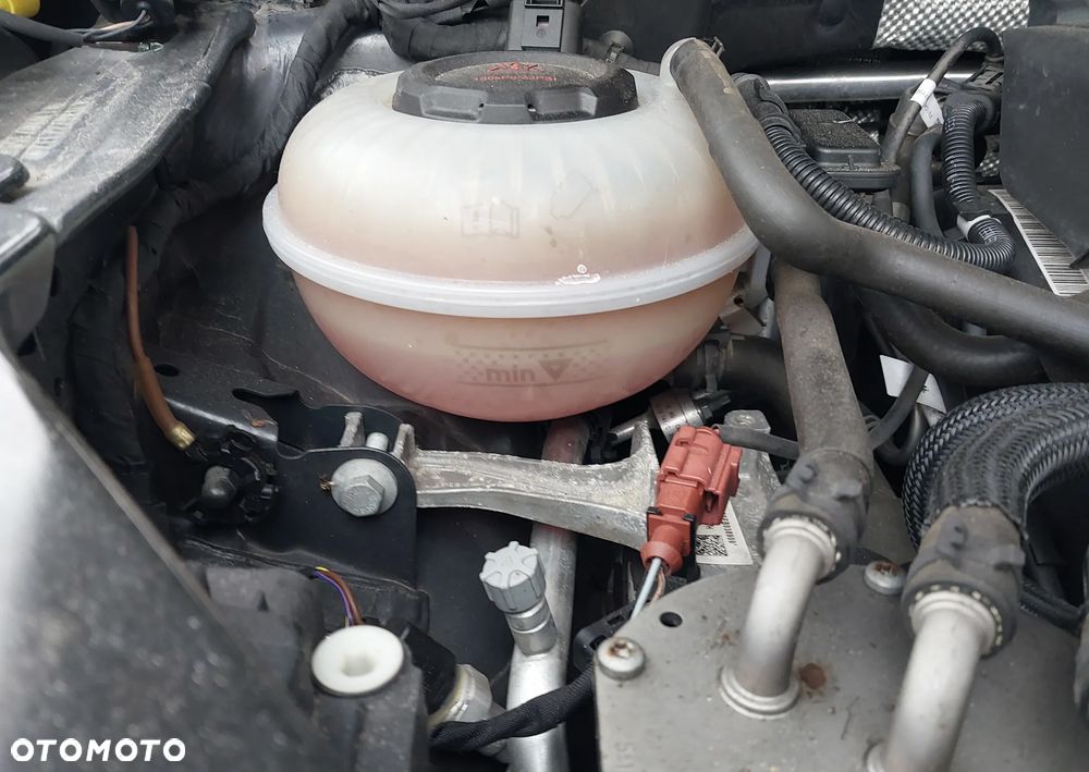 Volkswagen Touran 2.0 TDI SCR (BlueMotion Technology) Highline - 12