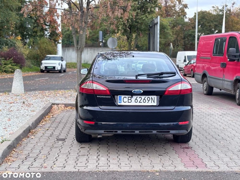 Ford Mondeo - 10