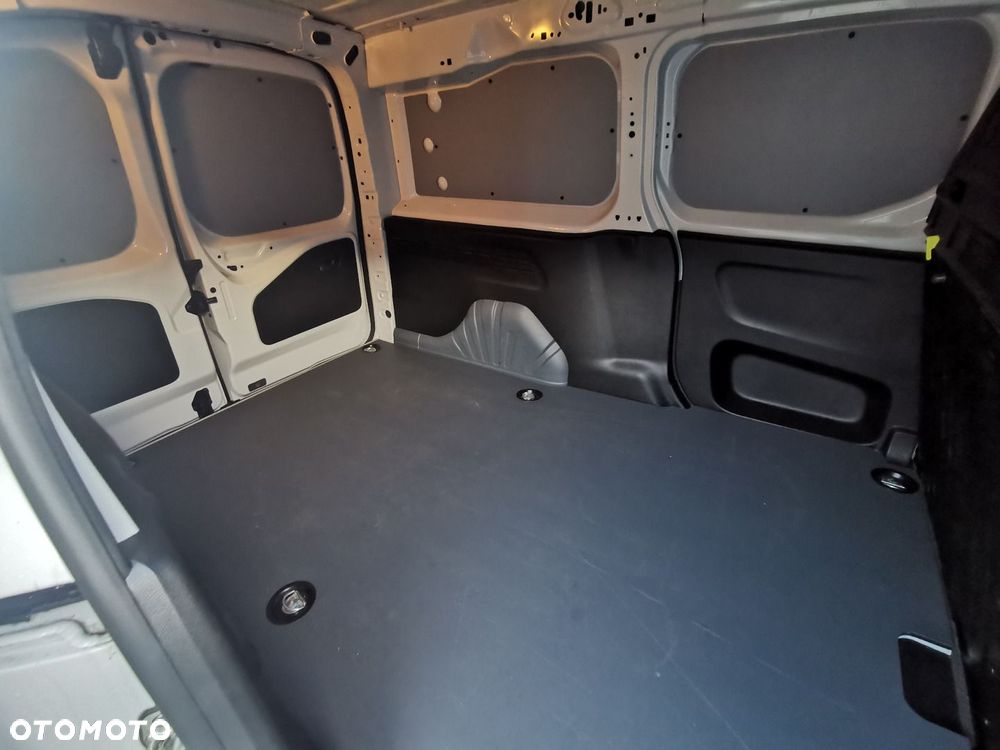 Toyota PROACE CITY - 13