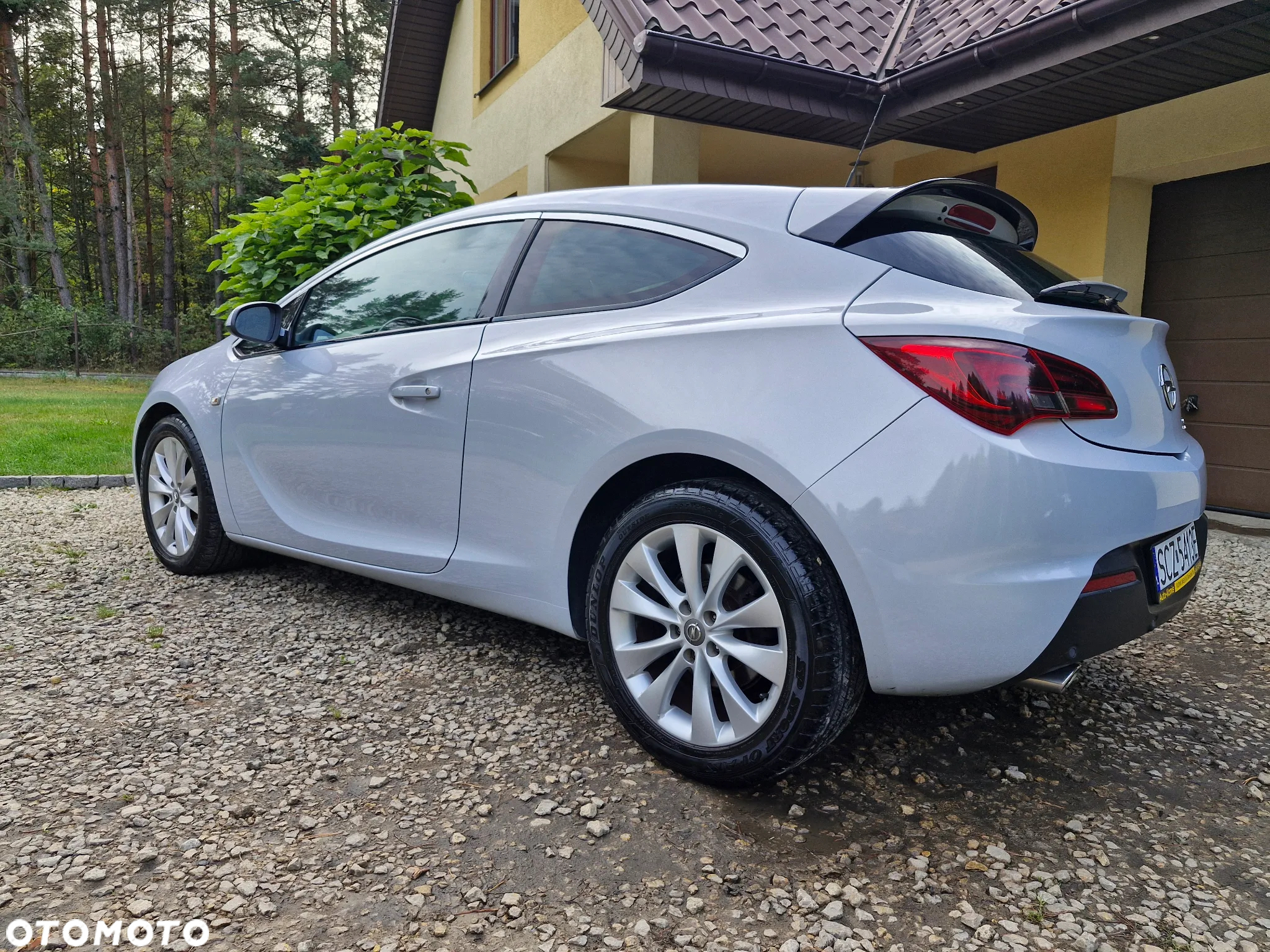 Opel Astra GTC 1.4 Turbo Innovation - 15