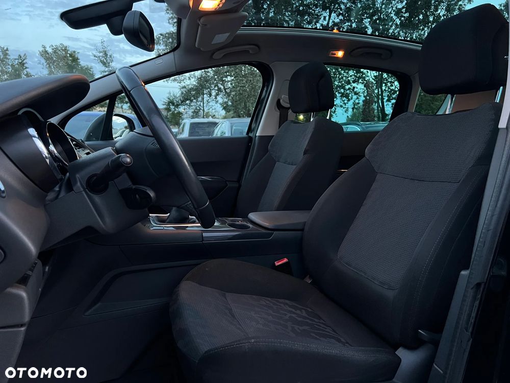 Peugeot 3008 - 12