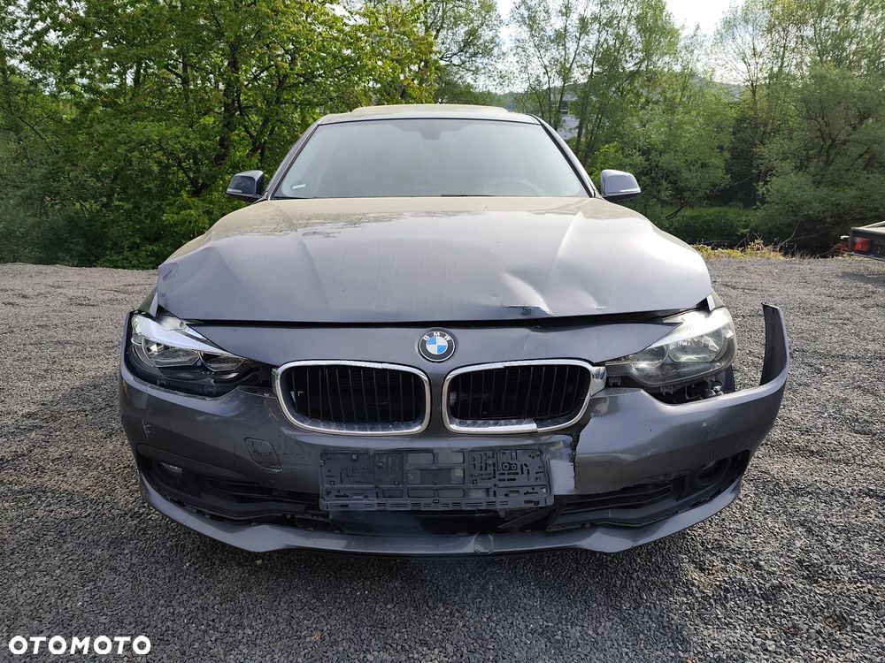 BMW Seria 3 330d xDrive Luxury Line - 5
