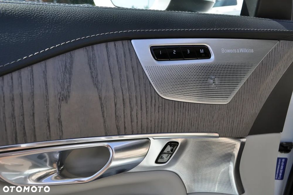 Volvo XC 90 T8 AWD Plug-In Hybrid Inscription 7os - 14