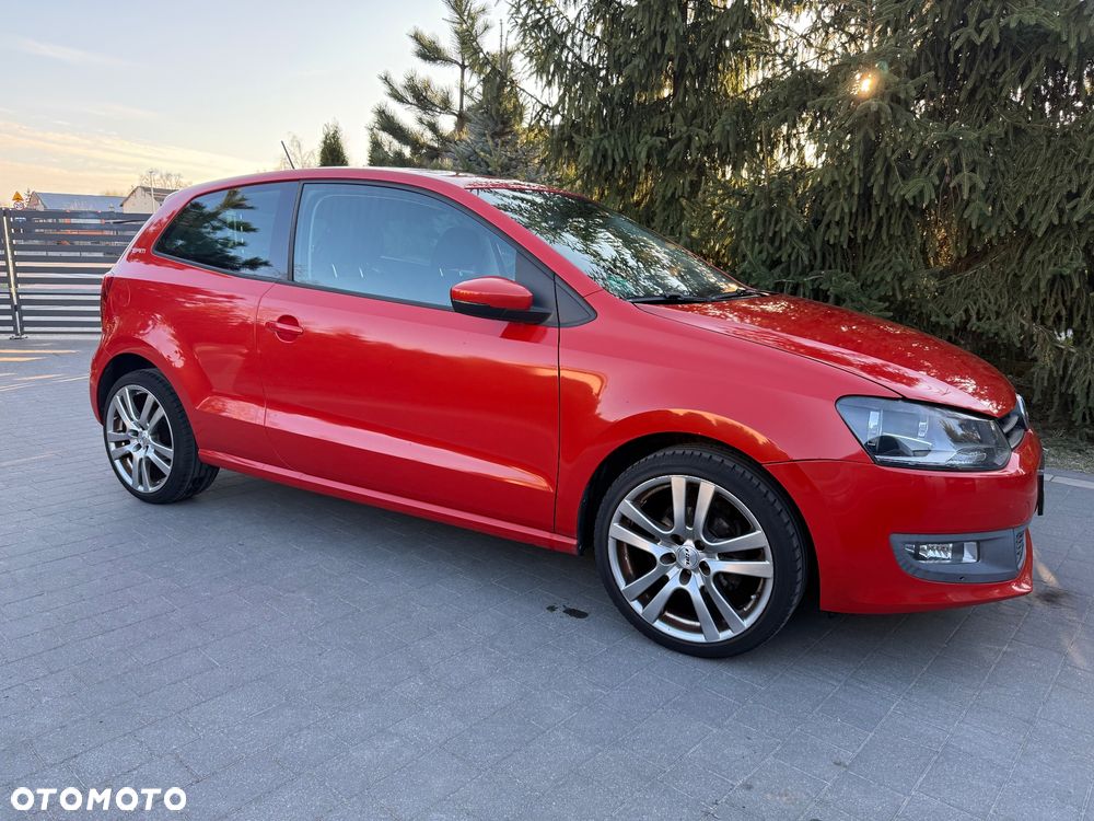 Volkswagen Polo 1.4 Team - 1