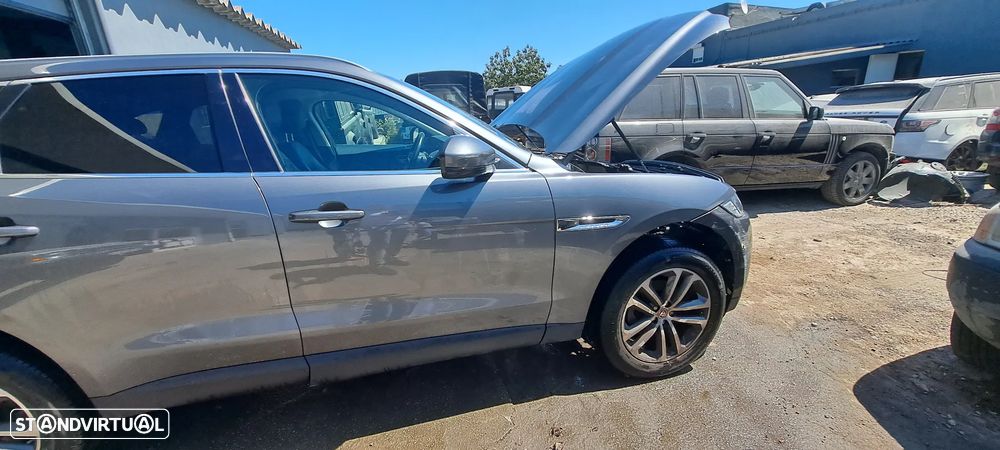 Jaguar F-Pace 2.0 i4D Prestige Aut. - 4