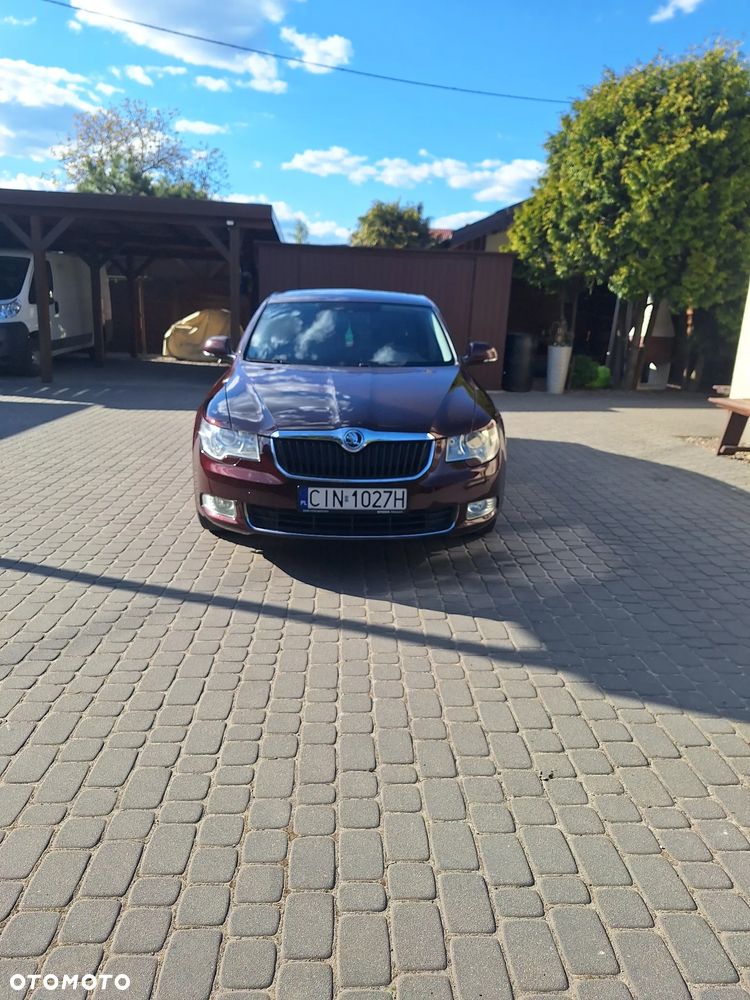 Skoda Superb 2.0 TDI DSG Ambition - 14