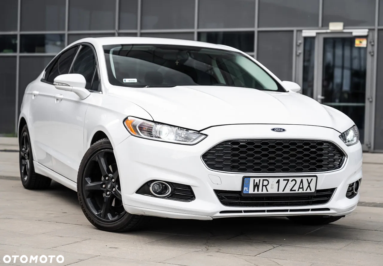 Ford Fusion - 2