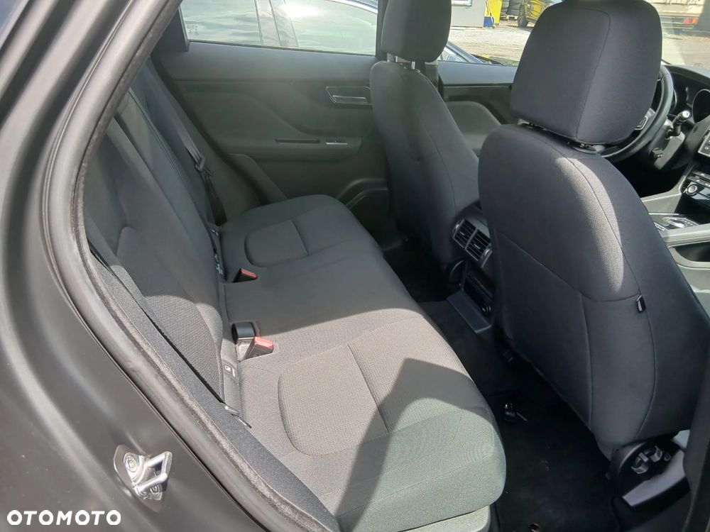 Jaguar F-Pace 2.0 i4D AWD Chequered Flag - 20