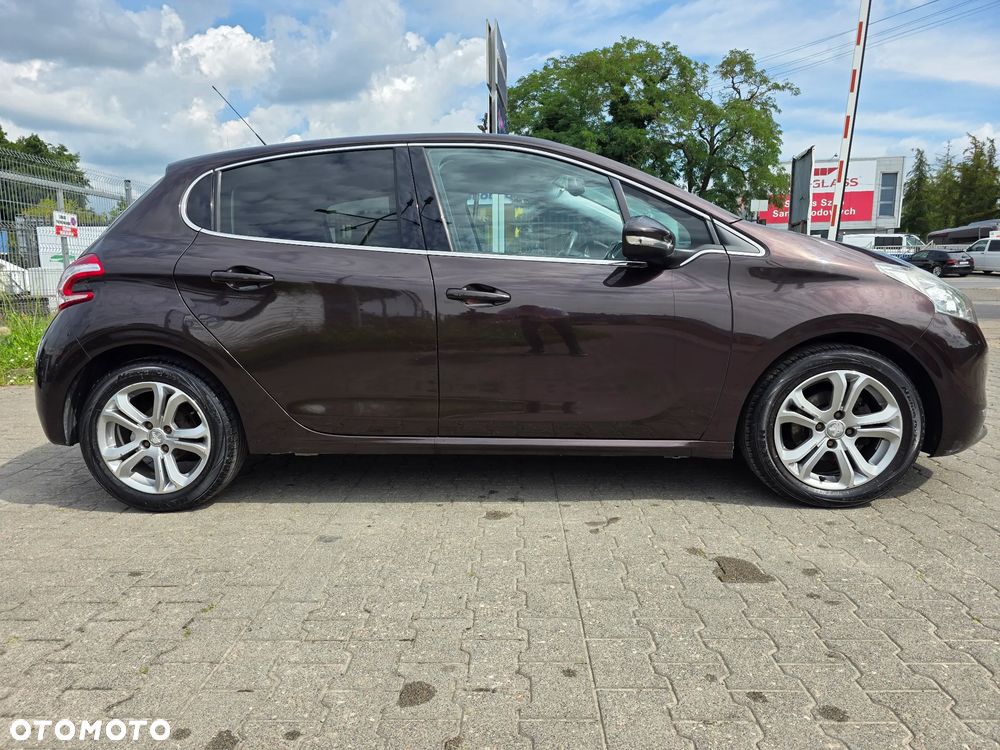 Peugeot 208 1.2 VTi Business Line - 5