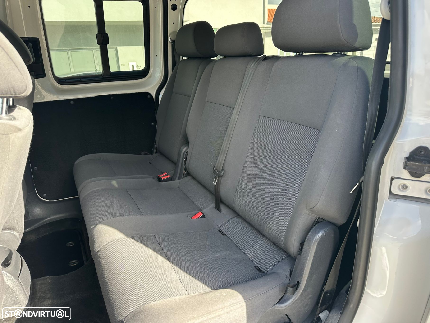 VW Caddy Maxi 1.6 TDi Extra AC BlueMotion - 16