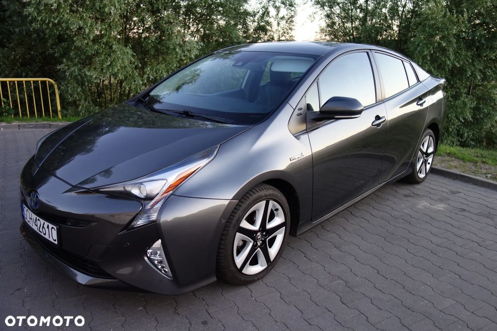 Toyota Prius 1.8 Hybrid Prestige - 2
