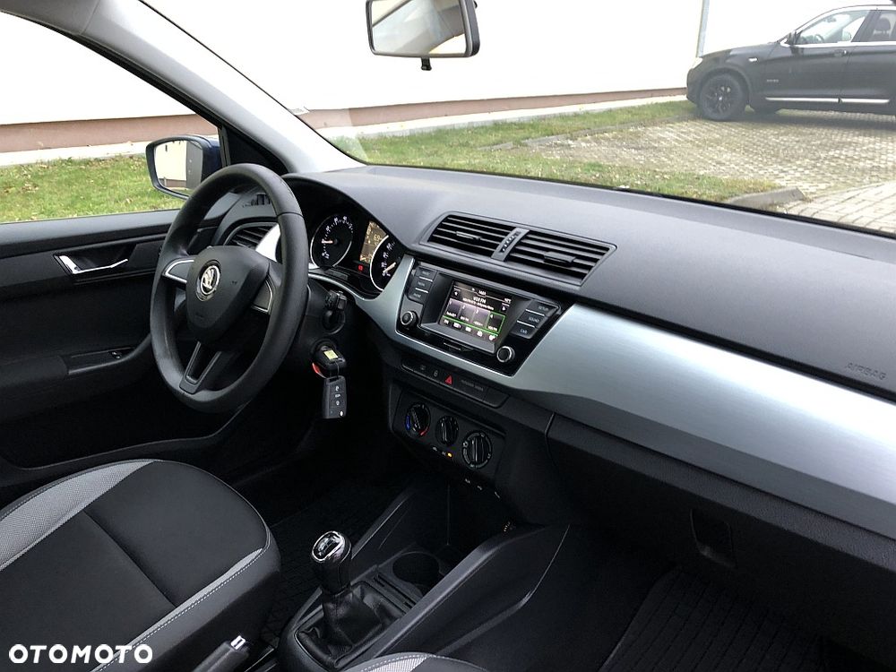 Skoda Fabia 1.0 Ambition - 32