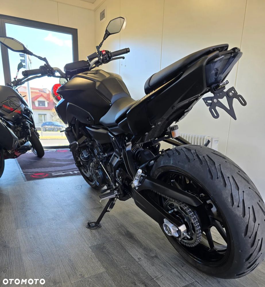 Yamaha MT - 16