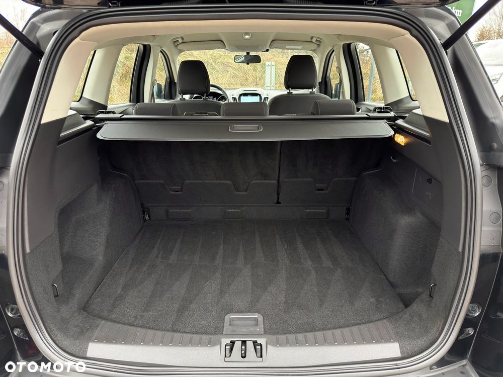 Ford Kuga 2.0 TDCi 4x4 Titanium - 17