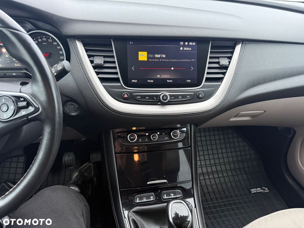 Opel Grandland X 1.2 Start/Stop Dynamic - 24