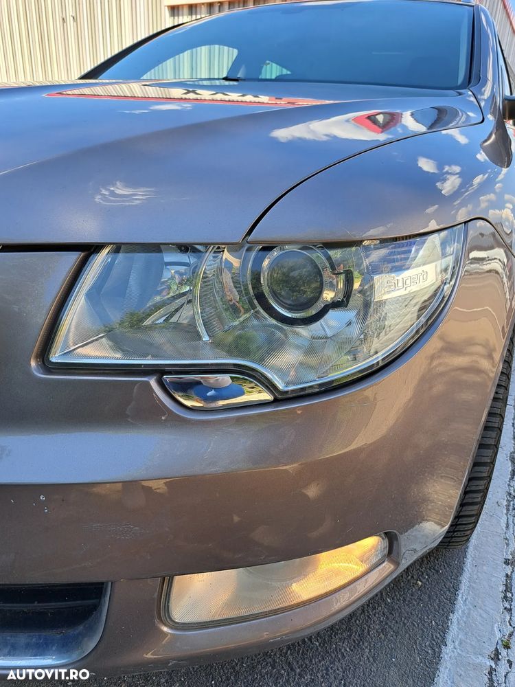 Skoda Superb 2.0 TDI Elegance - 8